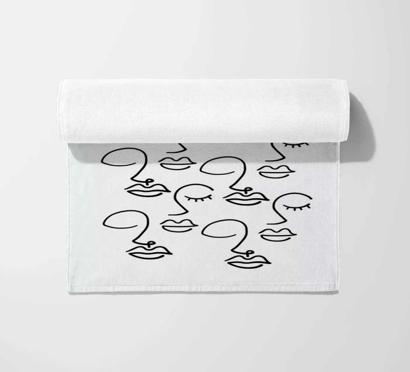 Faces strandhanddoek van Ninhol