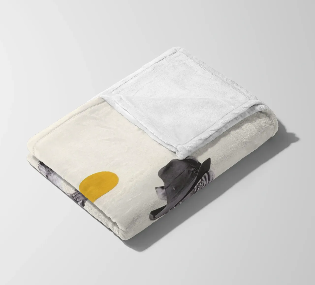 Un falso senso di sicurezza coperta in pile da Cassia Beck Collage