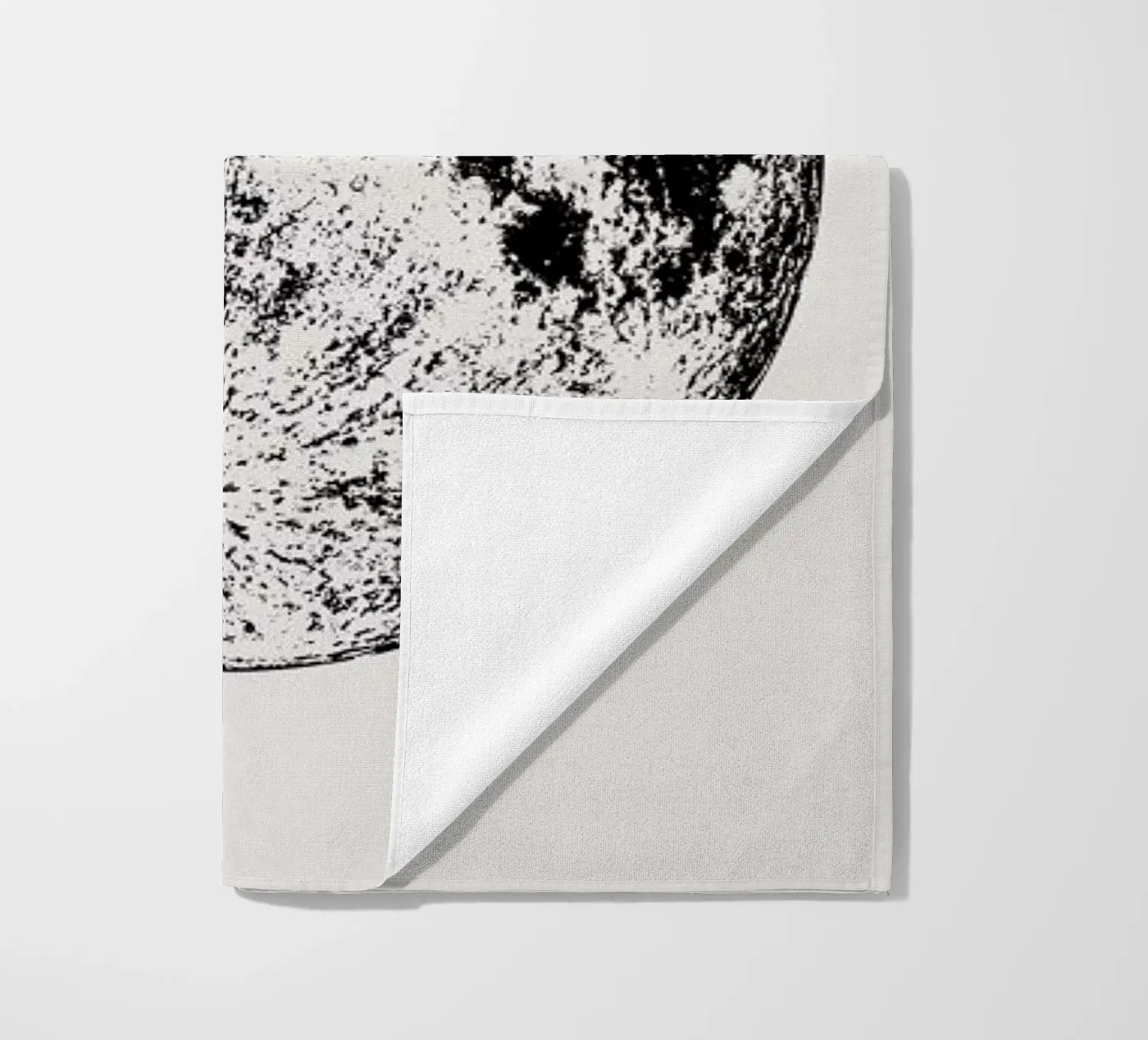 Lunar telo mare da daylight design studio