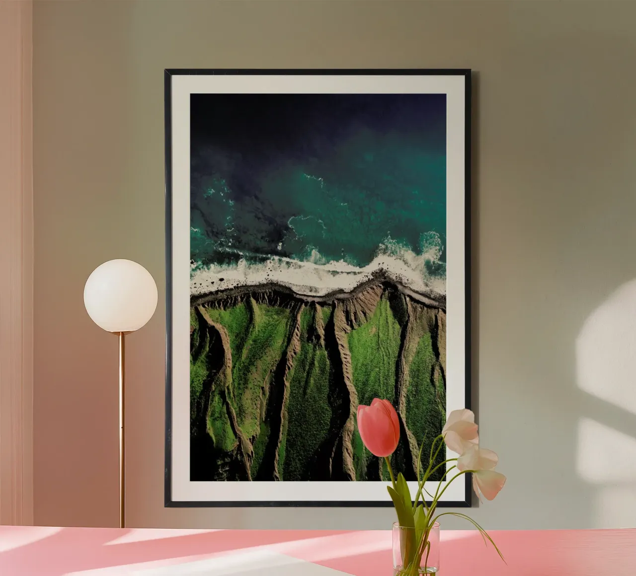 Arrecife Tide poster con telaio in plastica da METROPOLIS