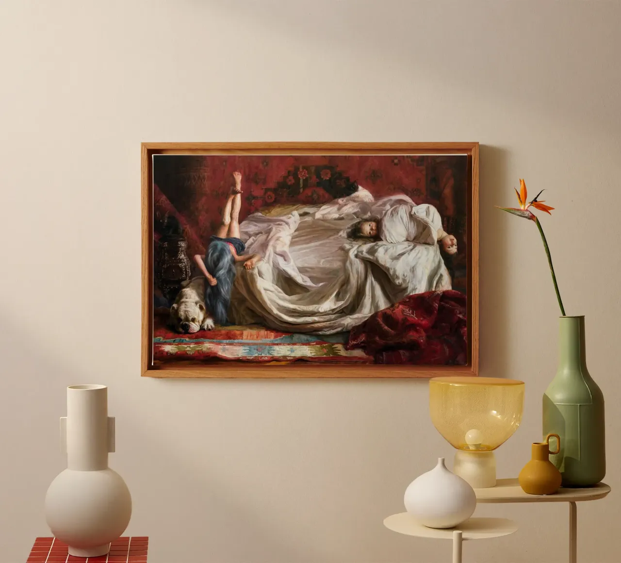 Guillermo Lorca Ragazze sul letto tela con Cornice a cassetta da Birgitart