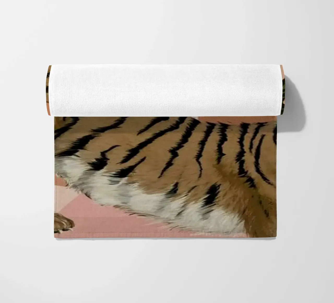 Easy Tiger telo mare da Laura Graves