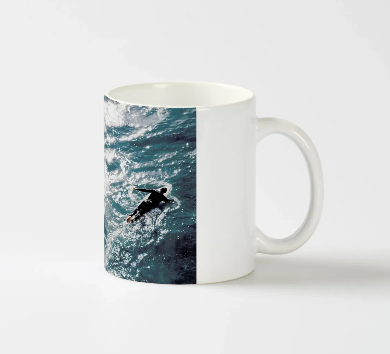 Time To Go Keramik Tasse von In Full Color