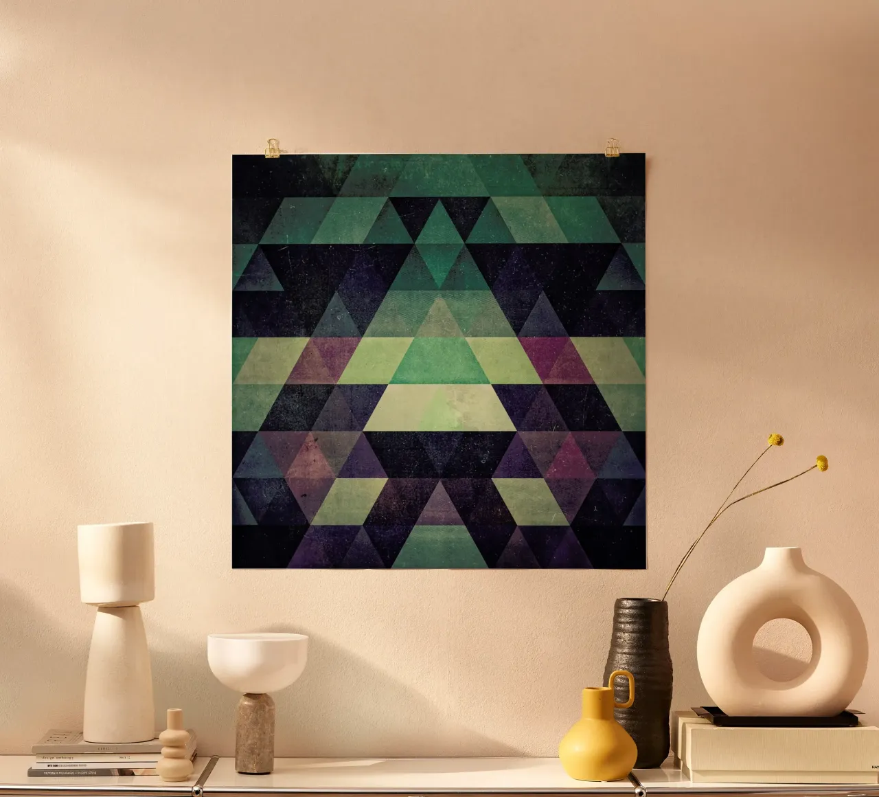 dysty symmytry poster da Spires