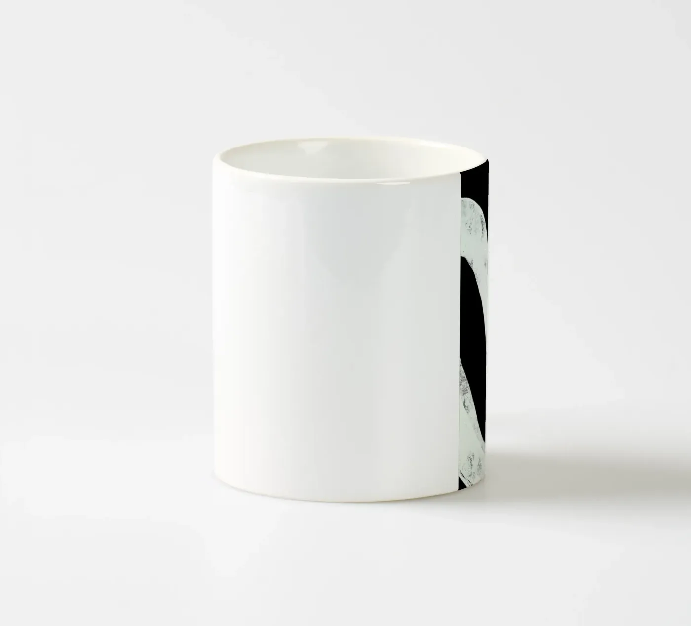 Oh ceramic mug by Sarah Bühler