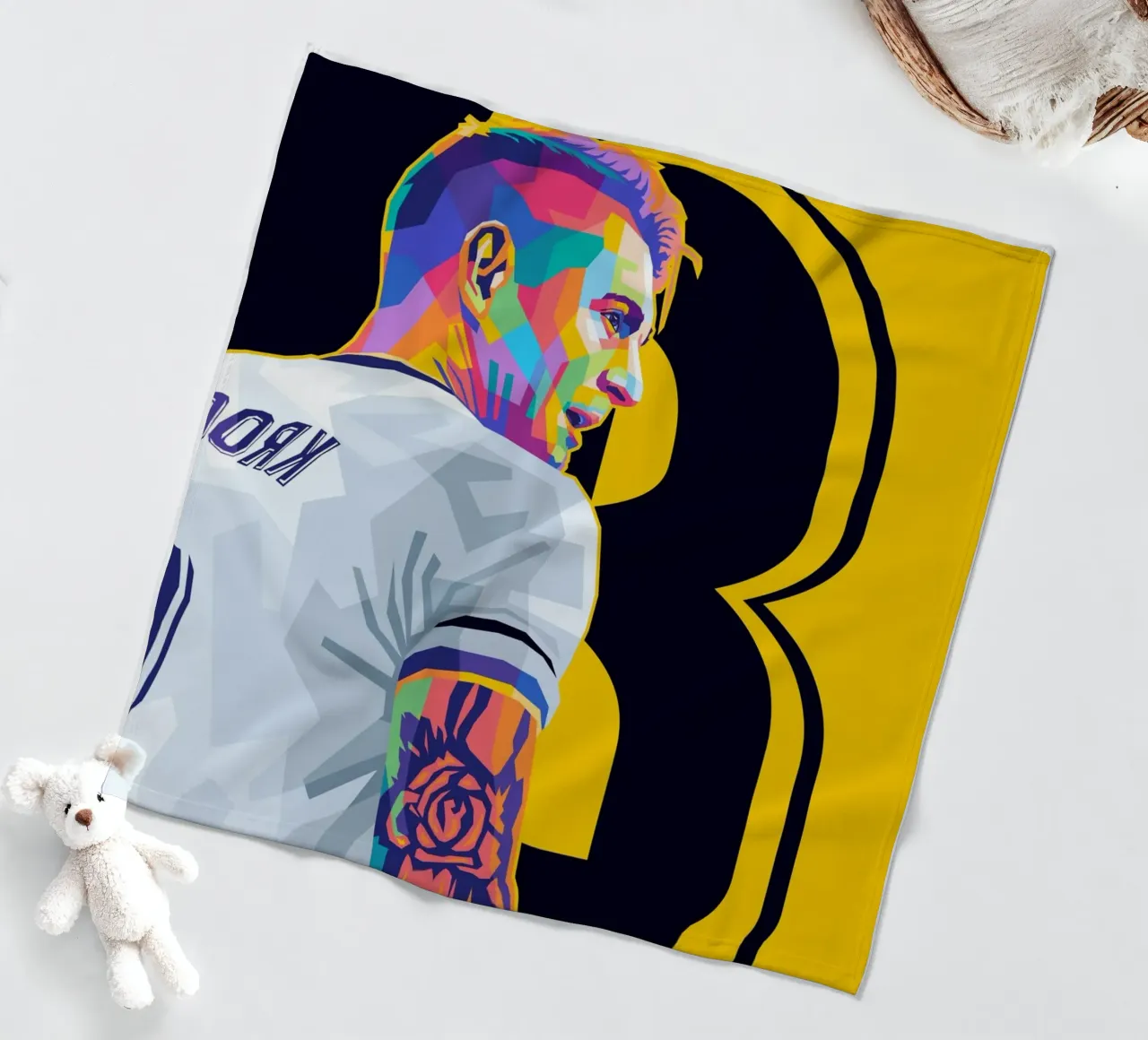 Toni Kross WPAP coperta in pile da WPAP MALANG