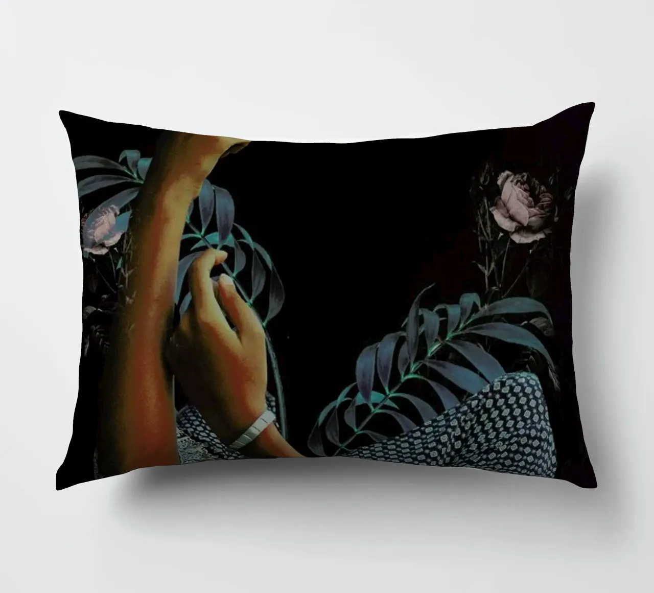 Seconds Before Dawn cuscino da Frank Moth