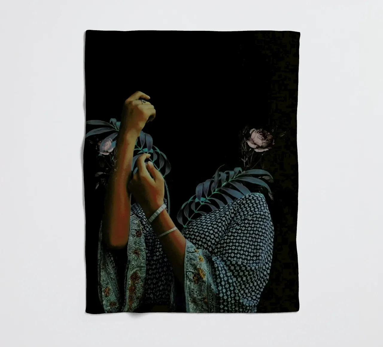 Seconds Before Dawn coperta in pile da Frank Moth