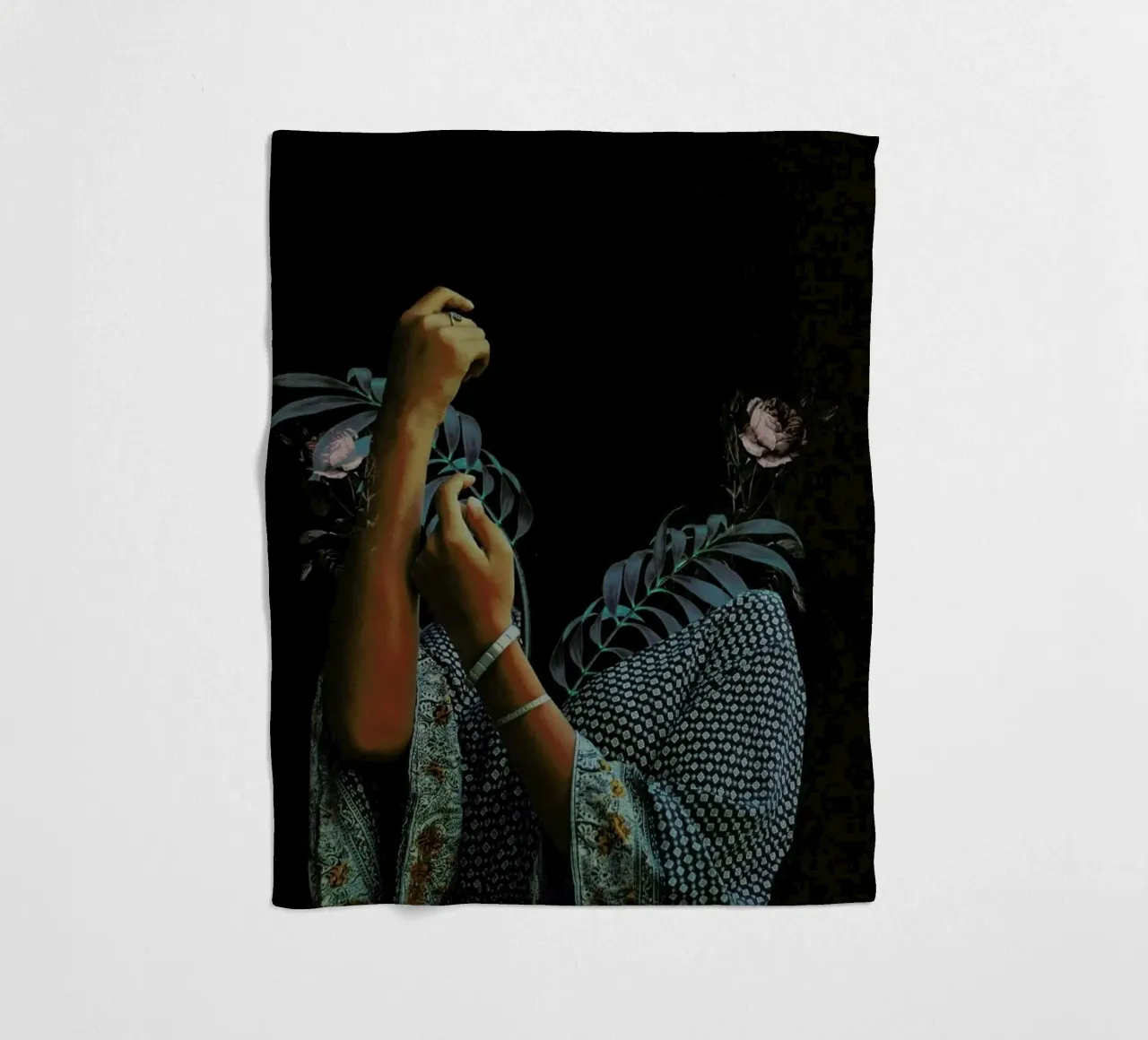 Seconds Before Dawn coperta in pile da Frank Moth