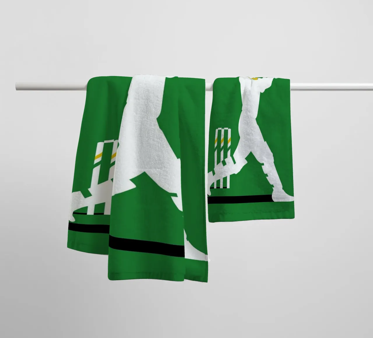 Cricket towel by Bo Lundberg