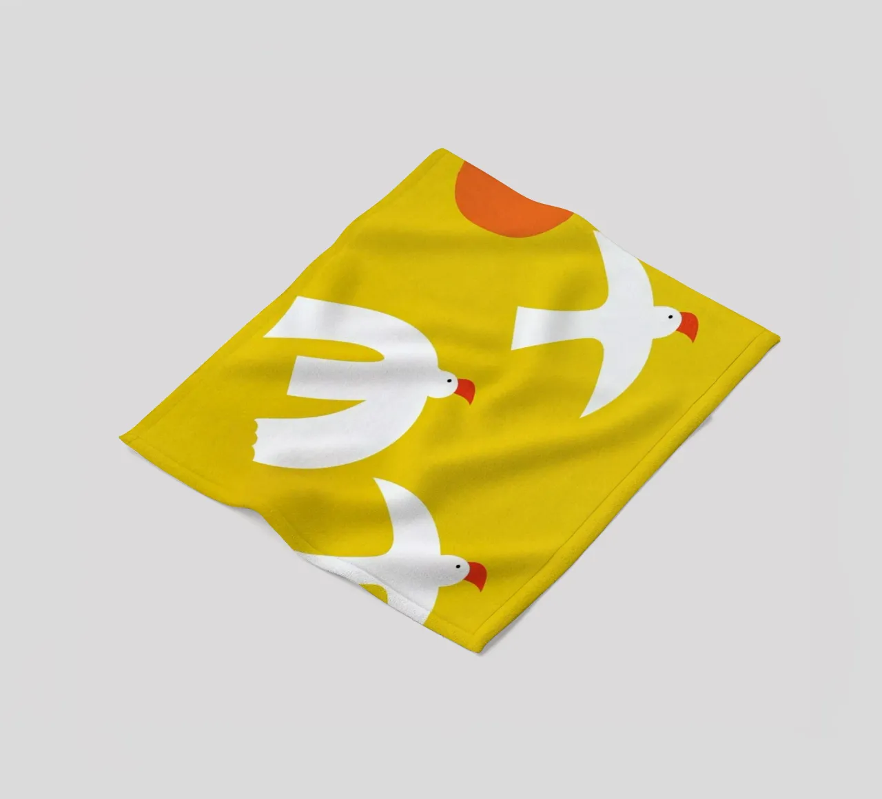 Flying Doves Fleecedecke von Little Flourishes