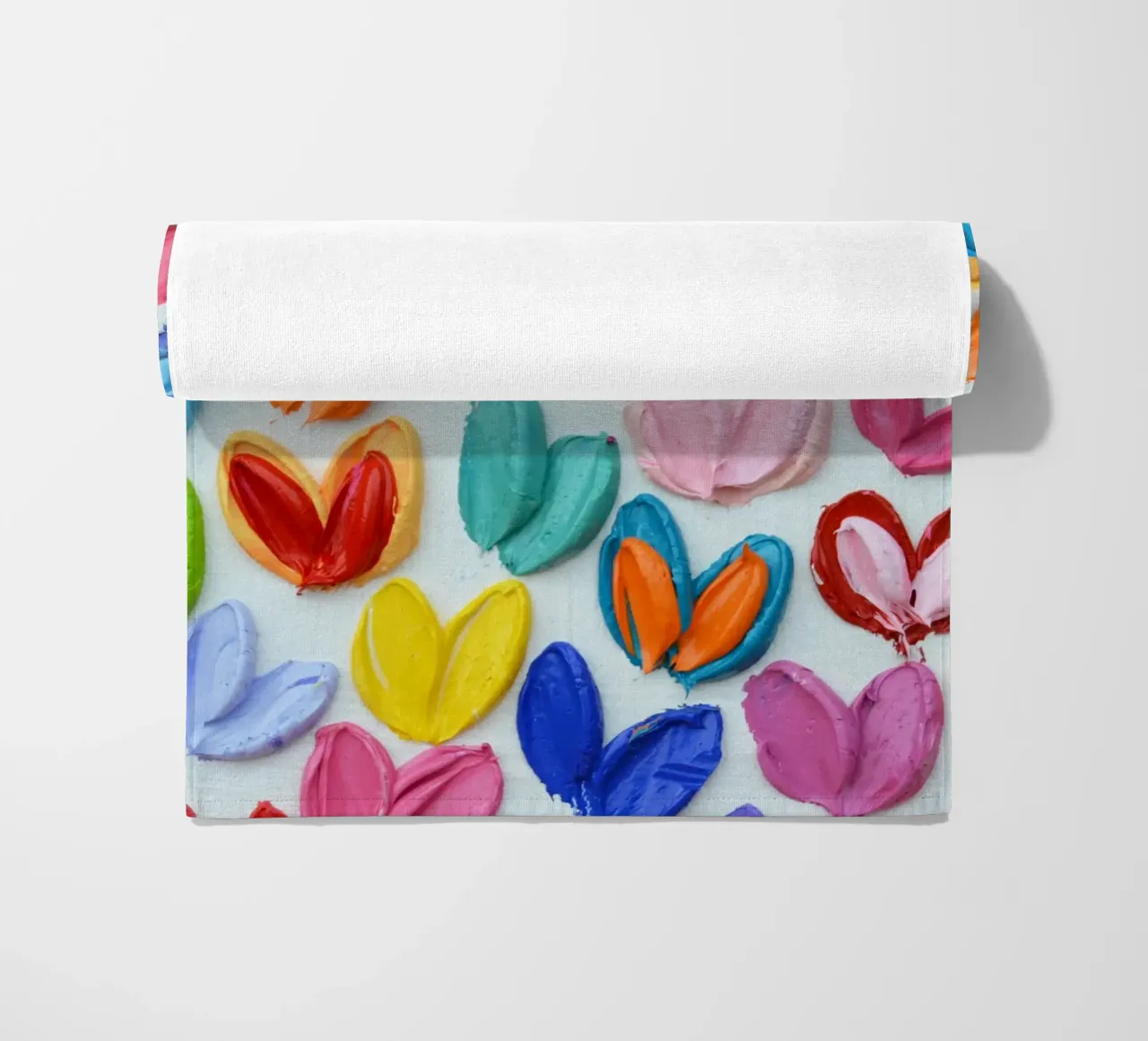 Polka Daub Heart Confetti telo mare da annmariecoolick
