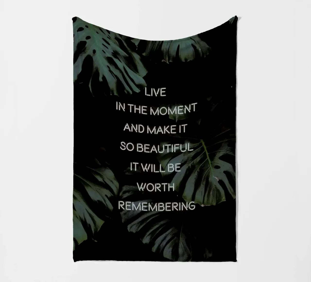 Live in the Moment coperta in pile da Oh Darling