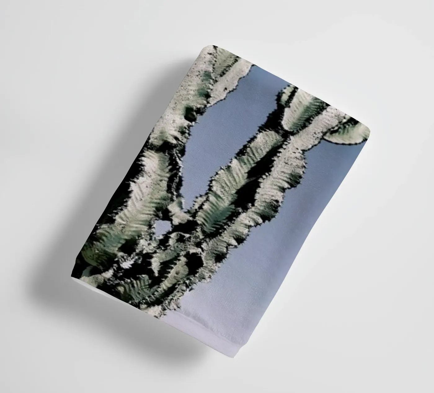 Radial towel by Flora & Fauna