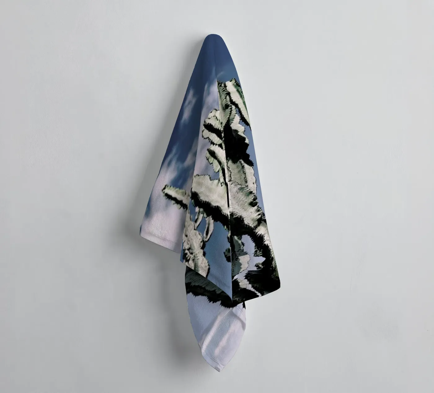 Radial towel by Flora & Fauna