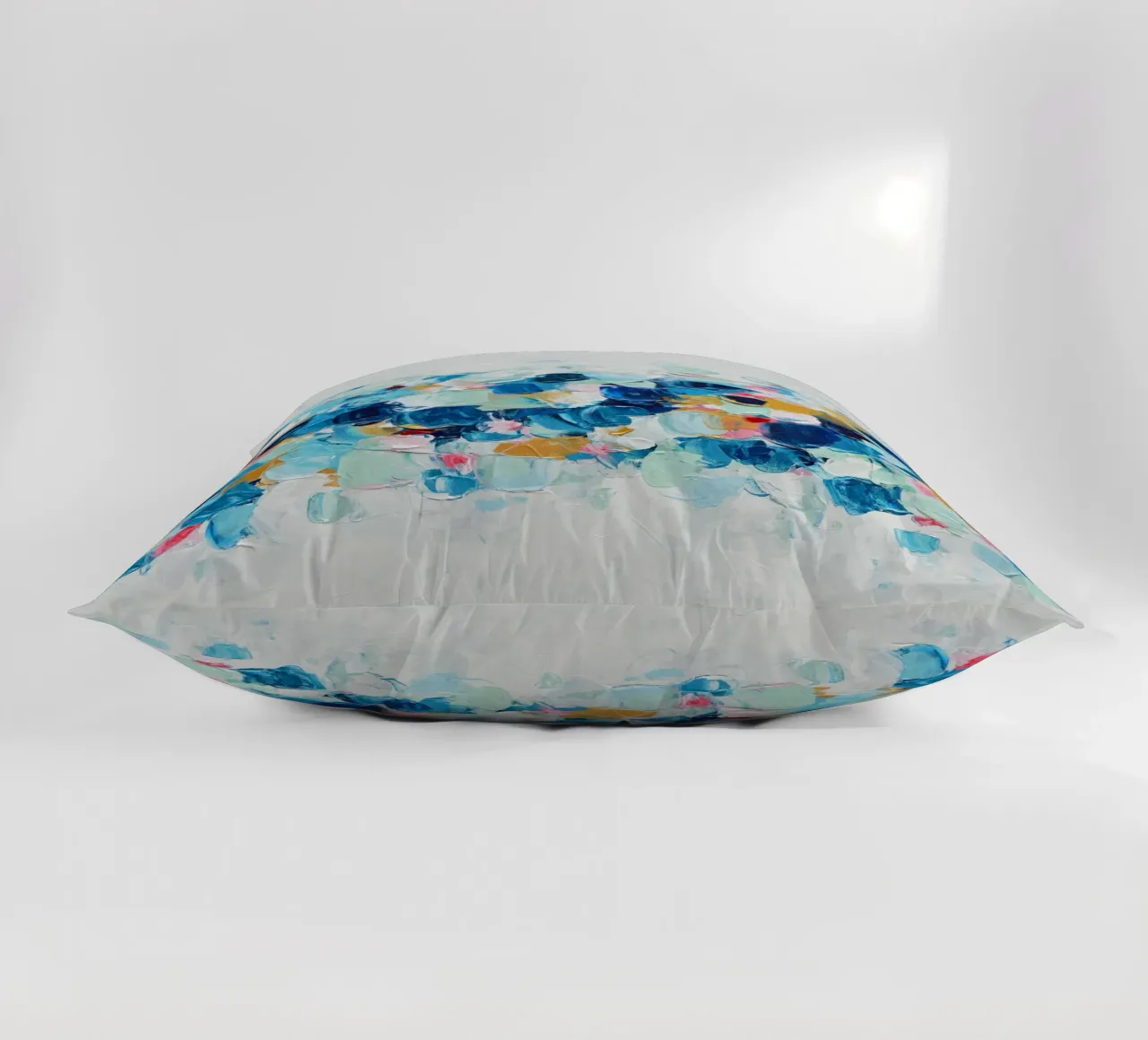 Elemento azzurro cuscino da annmariecoolick