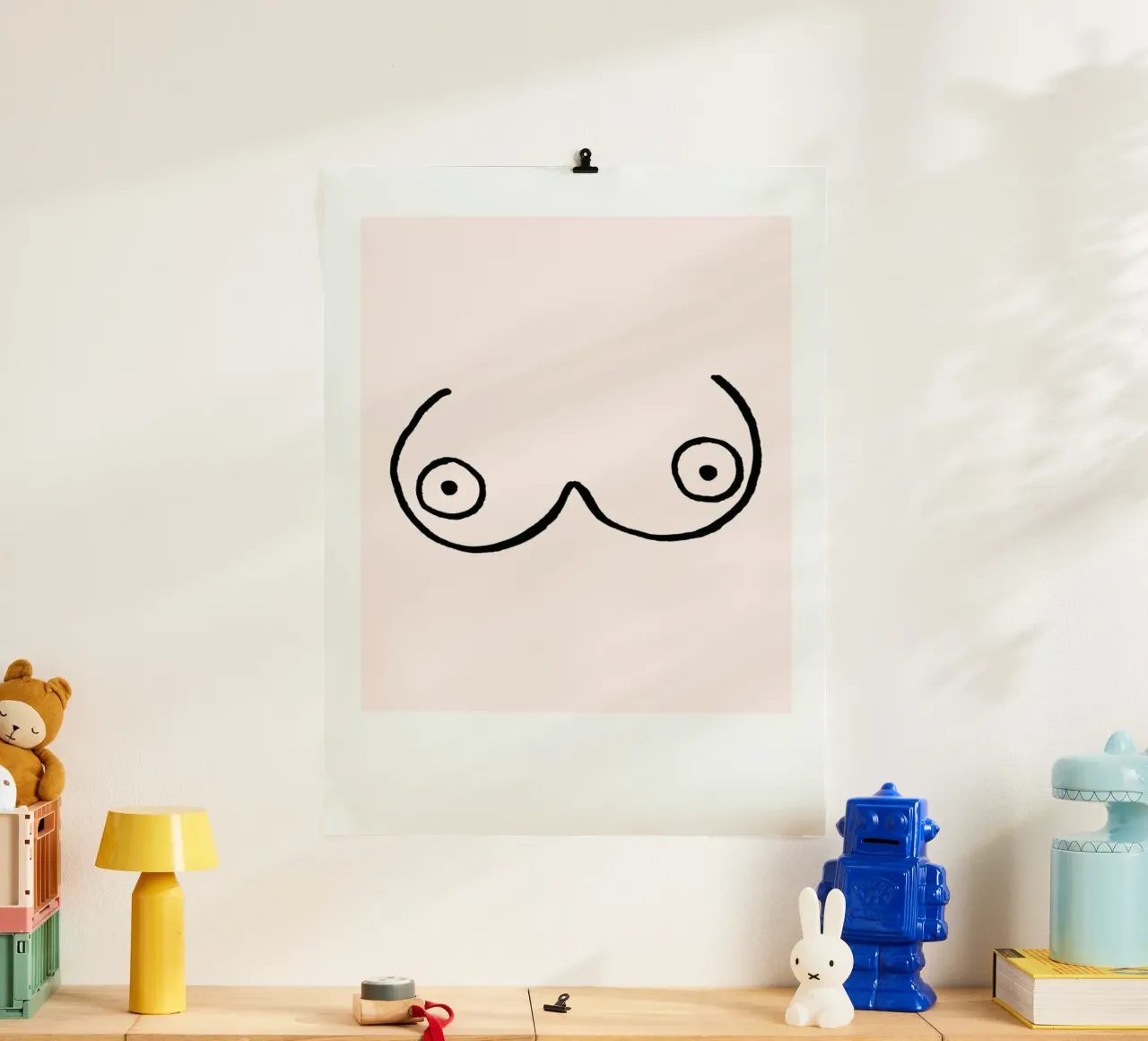 Busenfreunde No. 4 poster con telaio in legno da typealive