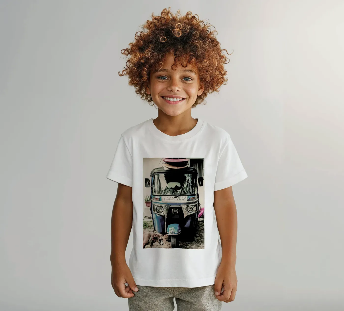 Self Drive Kinder T-Shirt von Shot By Clint