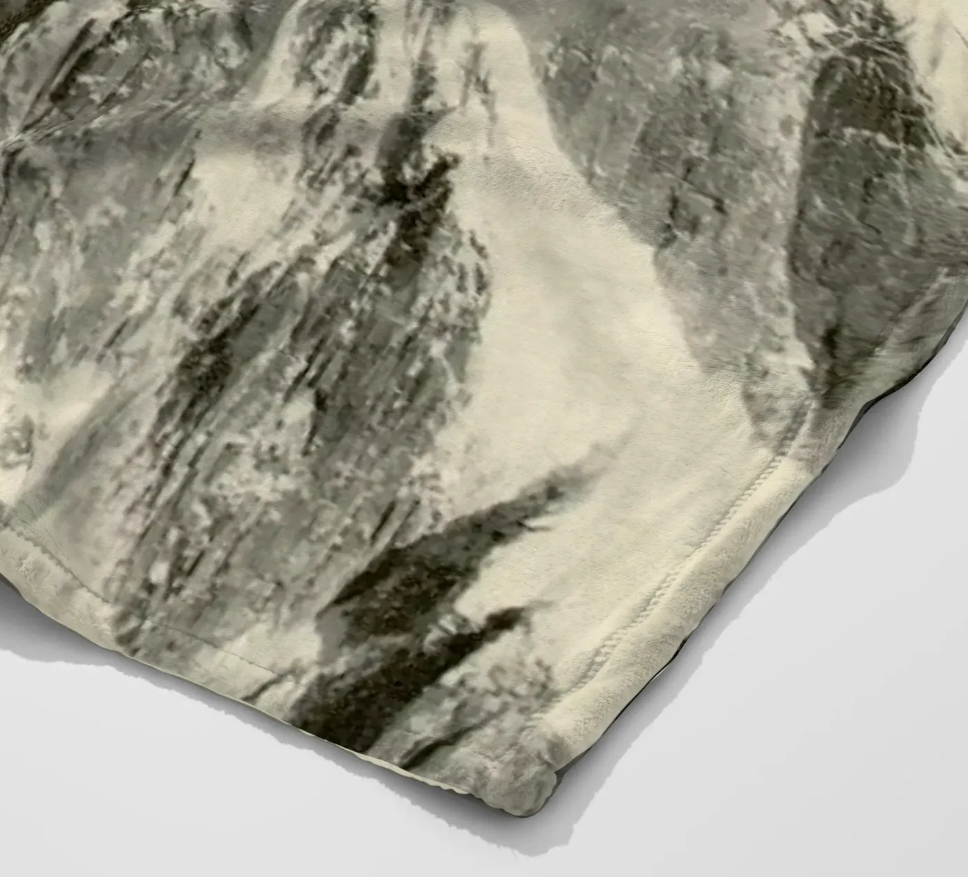 Mountainscape 5 Fleecedecke von Florent Bodart