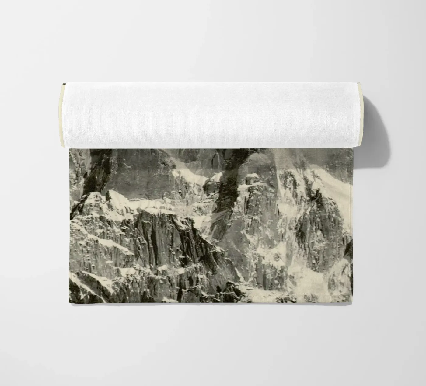 Mountainscape 5 telo mare da Florent Bodart