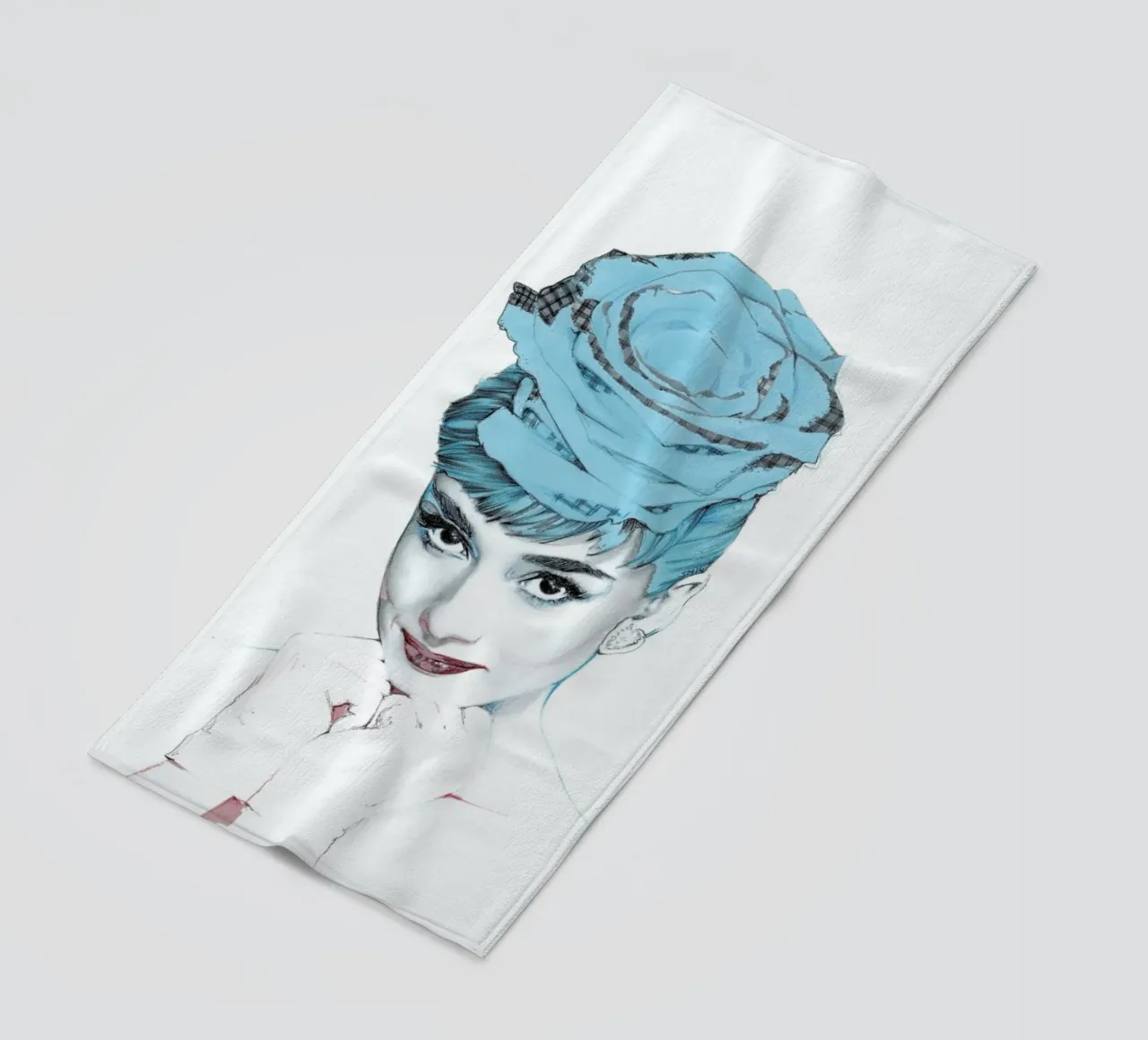 Audrey Hepburn in blu telo mare da Susana Miranda ilustracion