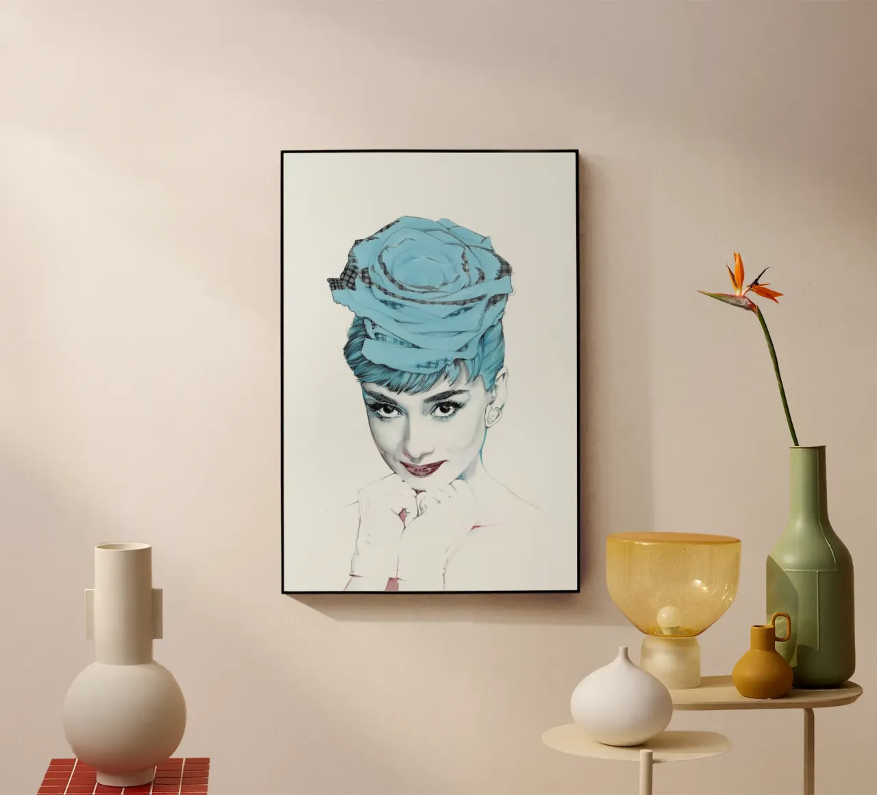Audrey Hepburn in blu plexiglass da Susana Miranda ilustracion