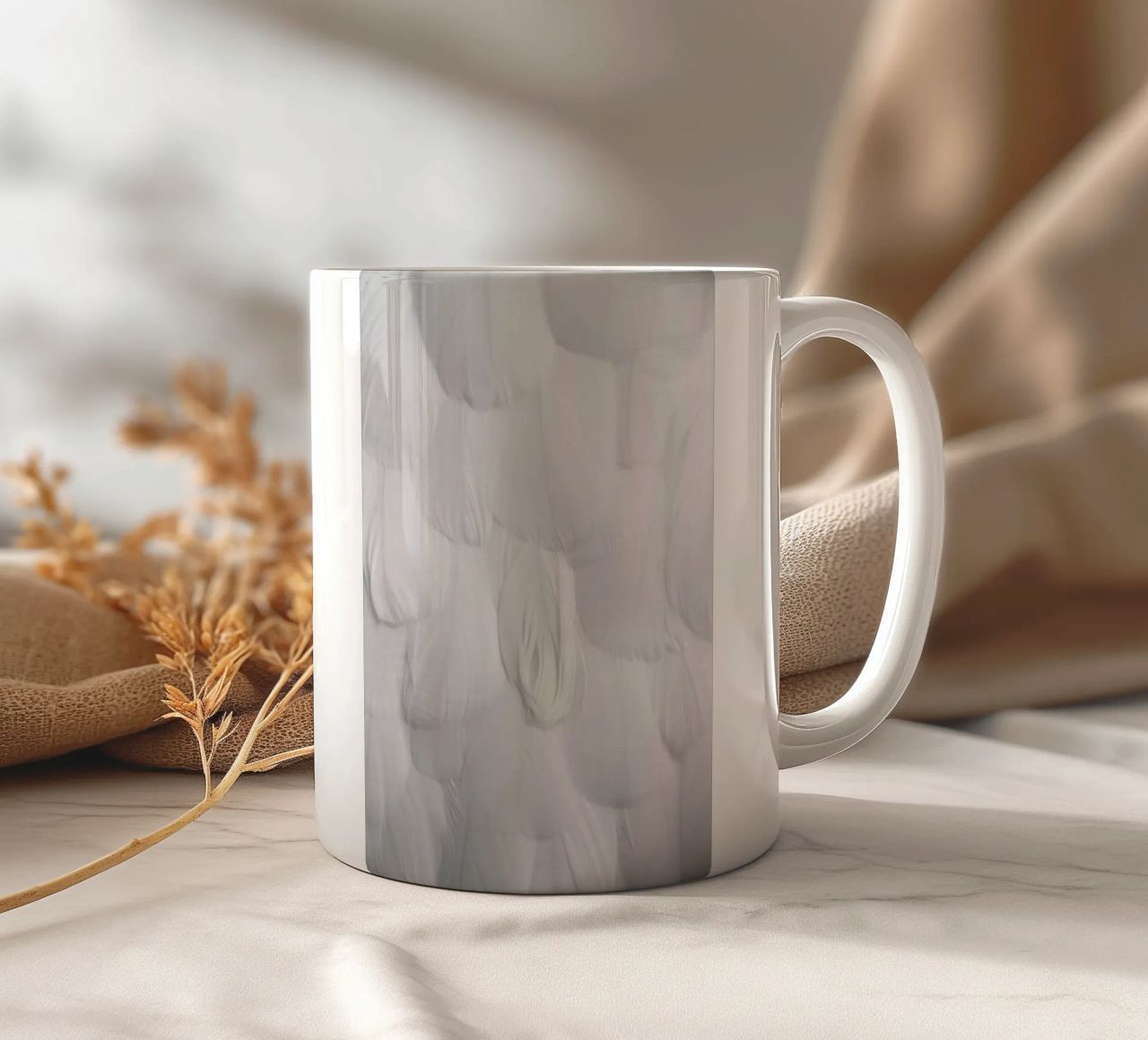 Soft White Feathers tazza in ceramica da Studio Nahili