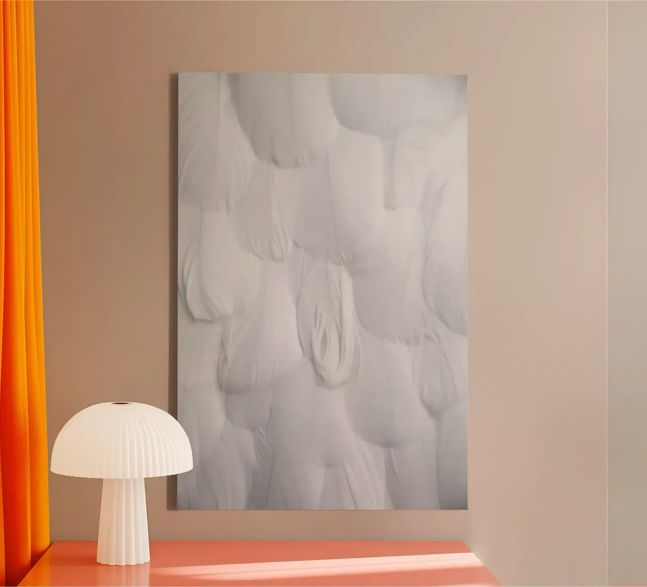 Soft White Feathers tela con Cornice a cassetta da Studio Nahili