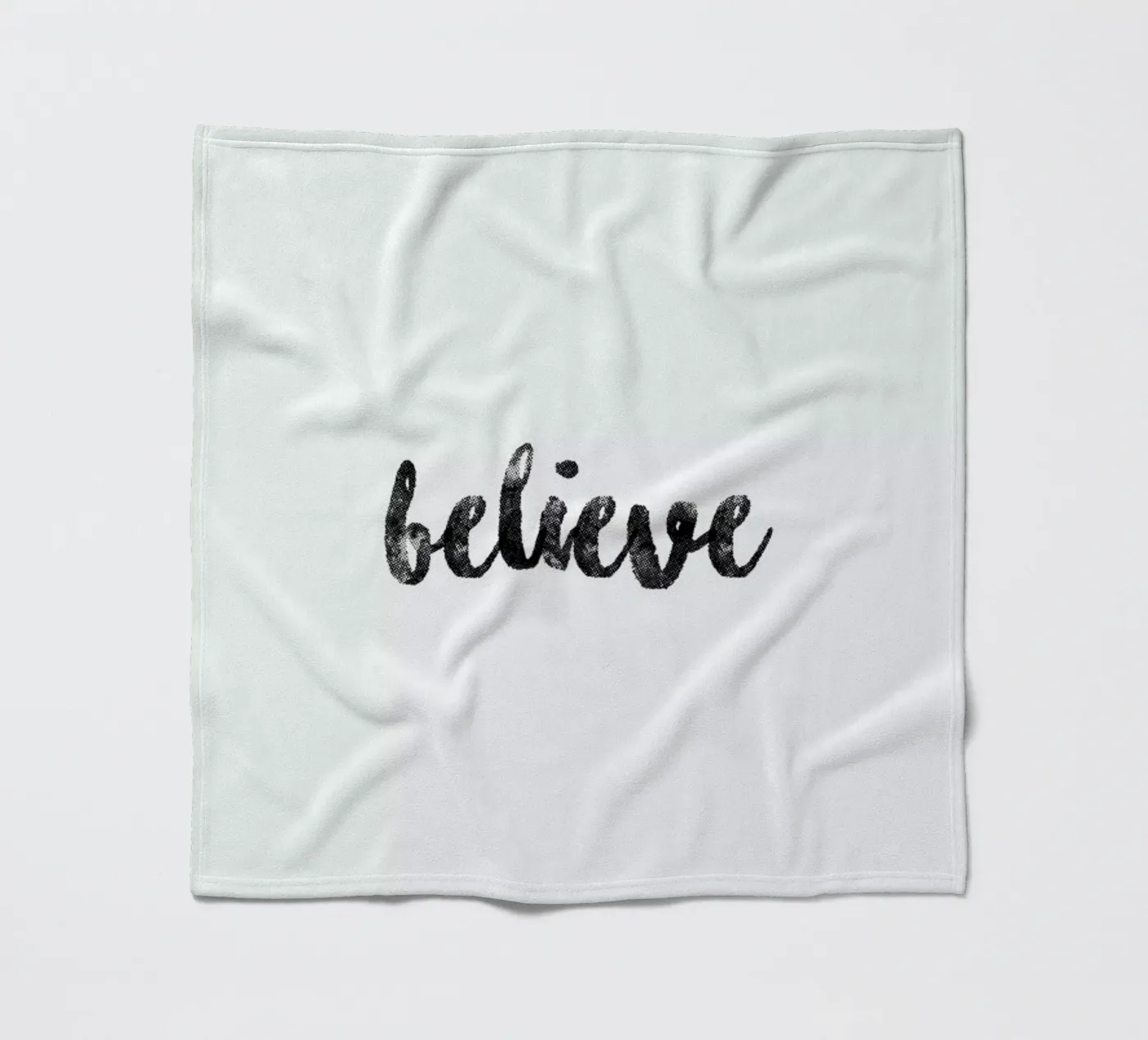 Believe Fleecedecke von typed