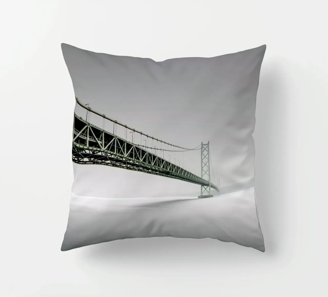Akashi Kaikyō Bridge - Japan 2019 cuscino da Håggard Photography | Ronny Behnert