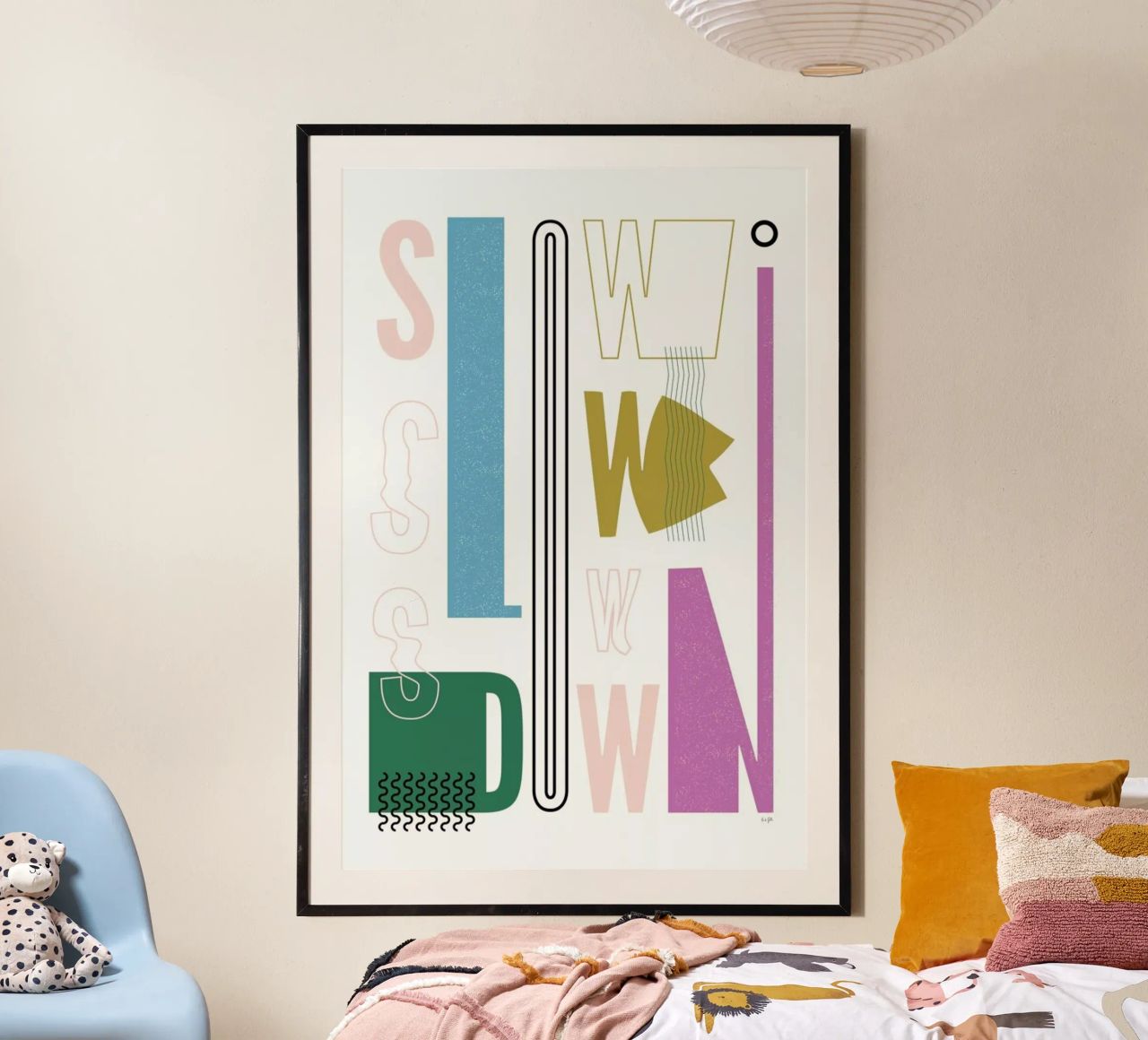 Slow Down poster con marco de plástico de Linda Gobeta