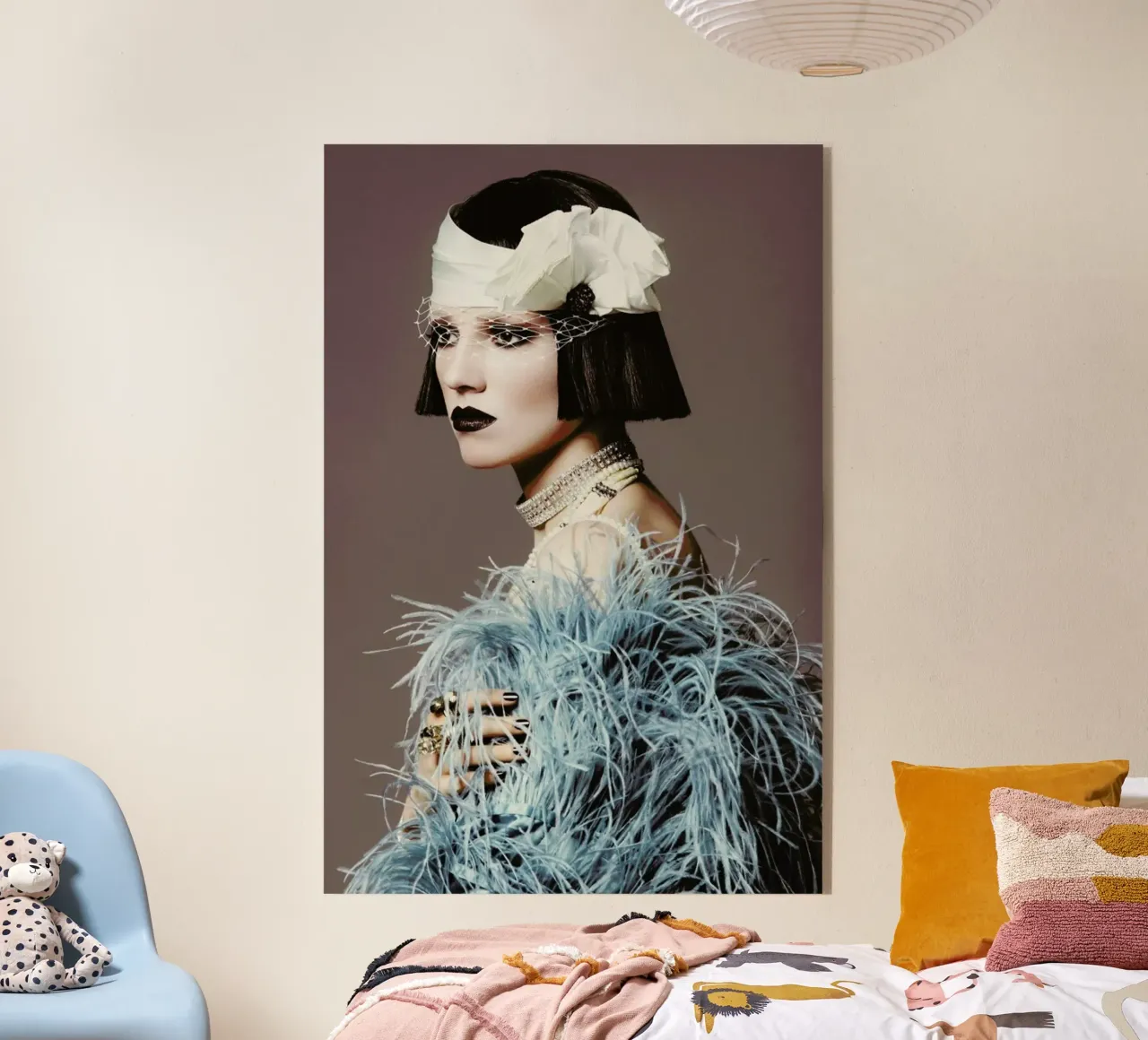 Feathers II plexiglass da Runway Collective