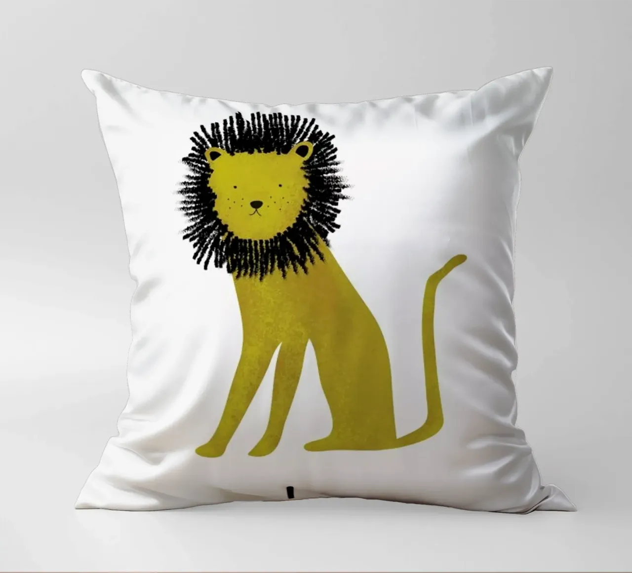 Löwe Kissen von Little Flourishes