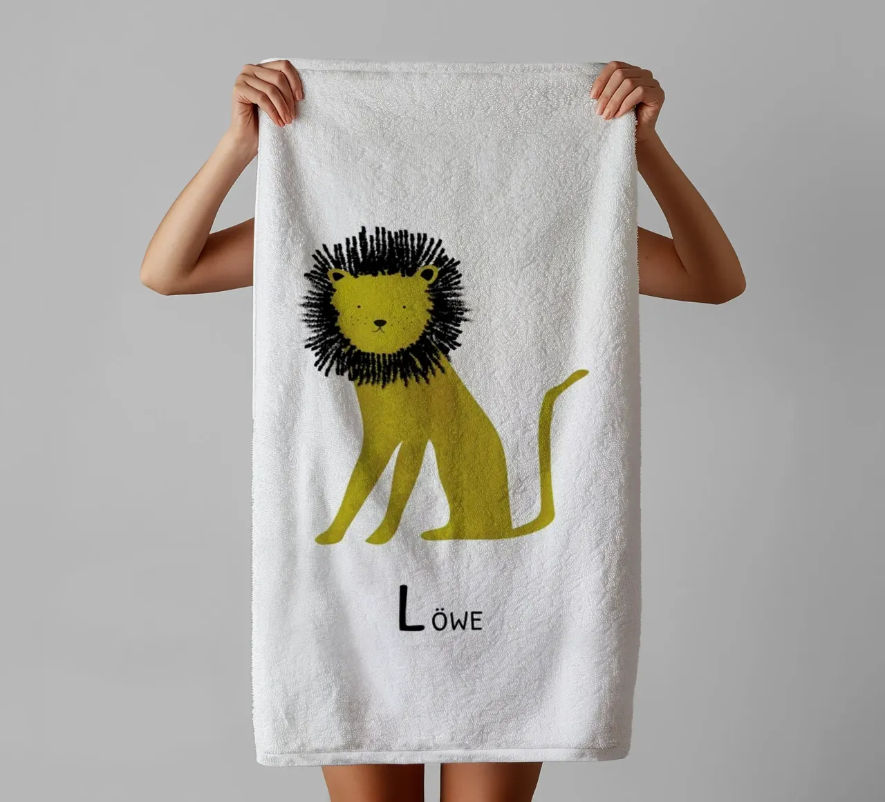 Löwe badhanddoek van Little Flourishes