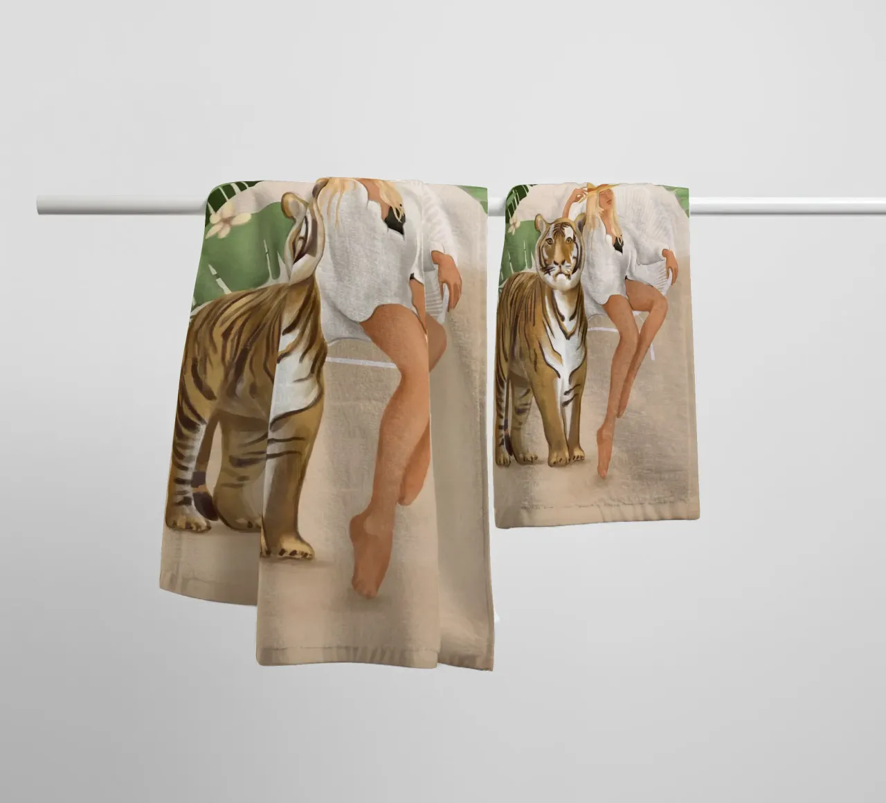 The Lady and the Tiger toalla de baño de Flow Line