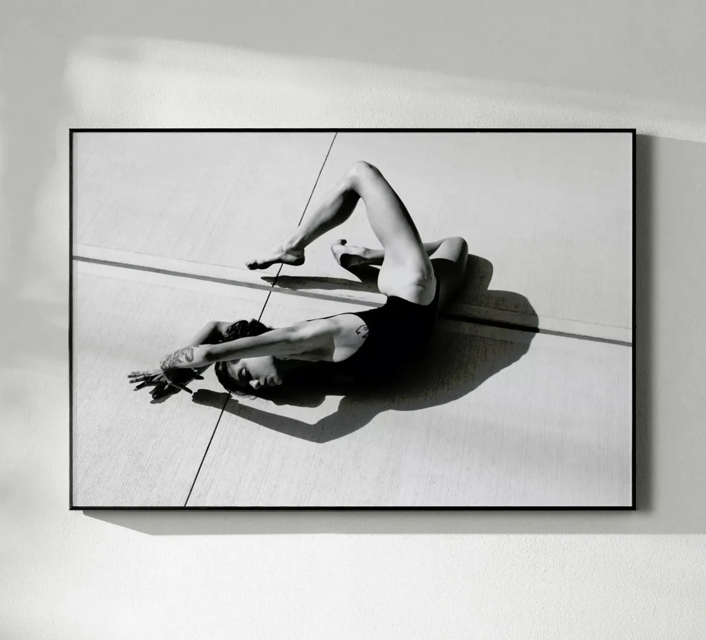 Physicality plexiglass da Runway Collective