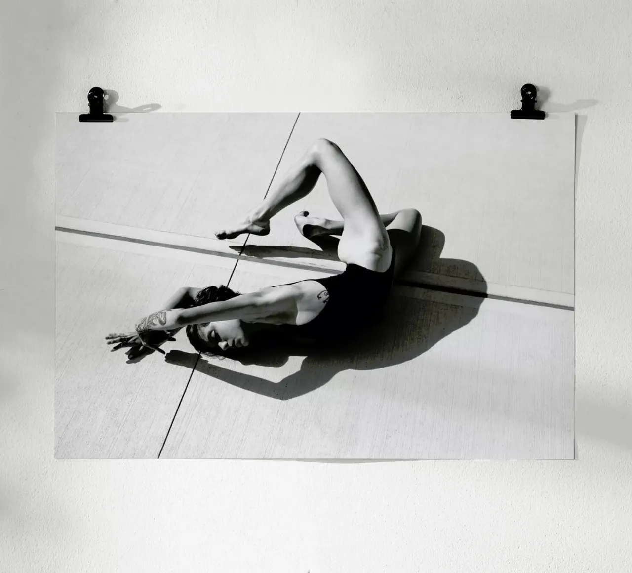 Physicality poster da Runway Collective