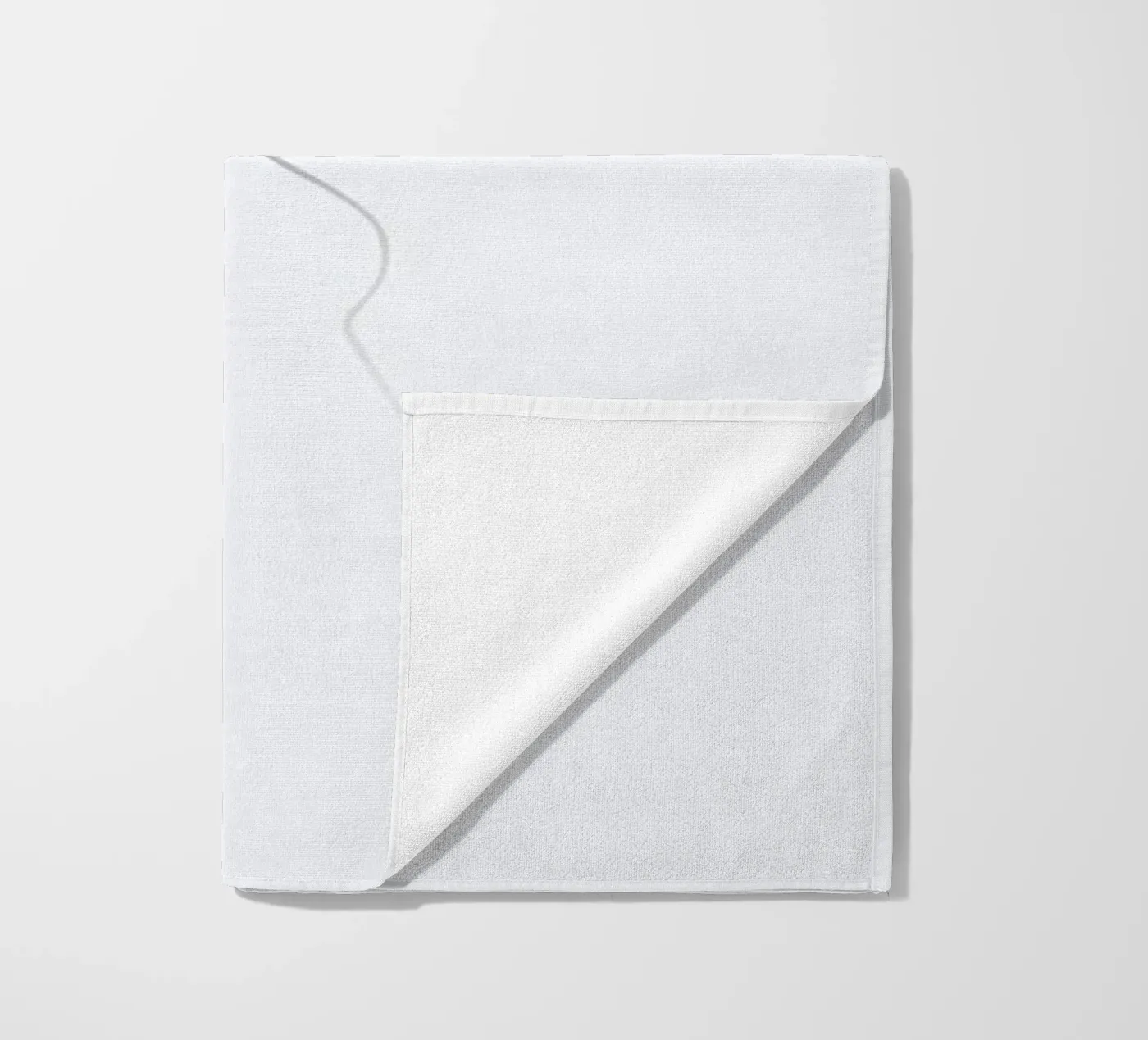 Pose Strandtuch von Graphite