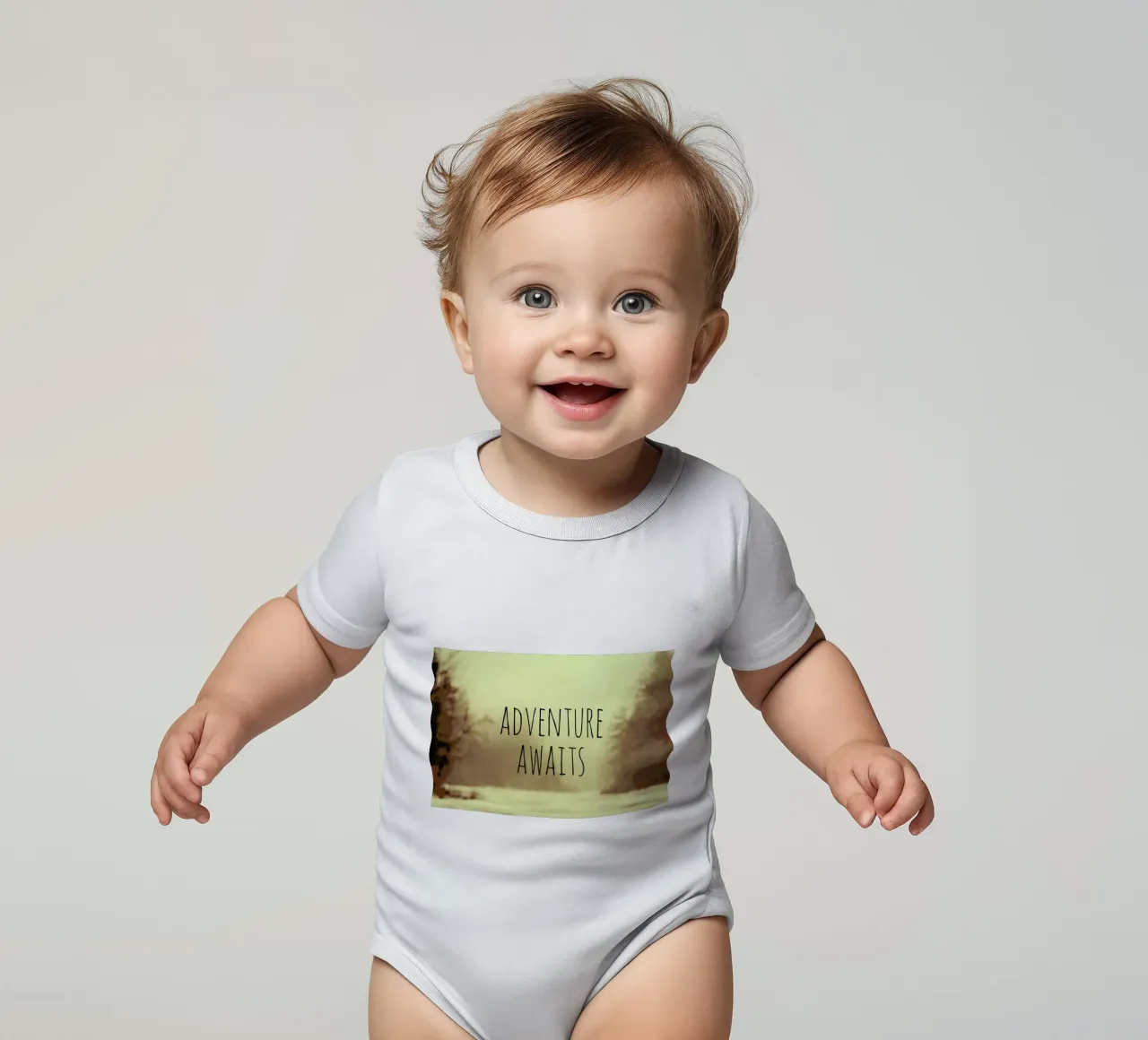 Adventure Awaits 2 body neonato maniche corte da Vintage Skies