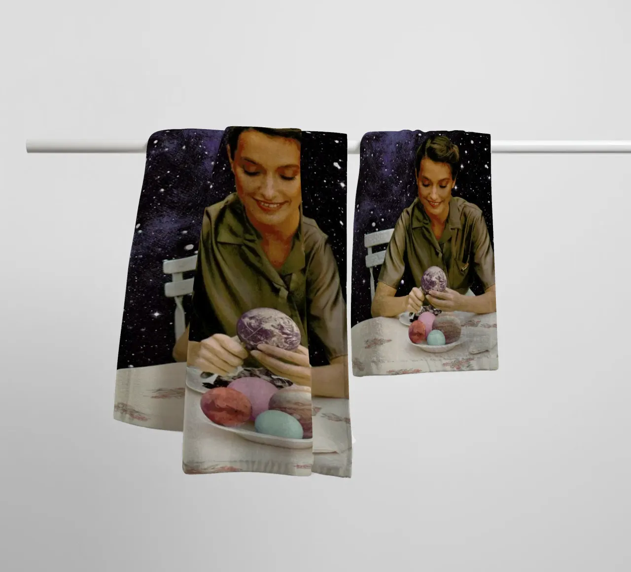 Femme Epluchant La Terre Print asciugamano da bagno da Florent Bodart