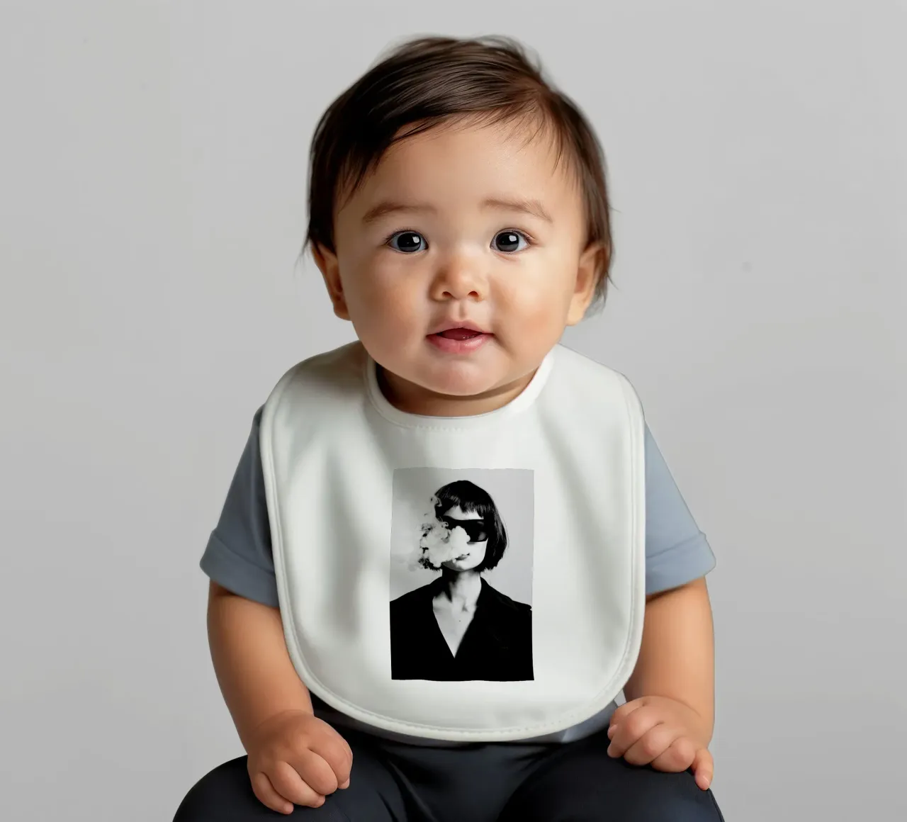 Smoke bavaglino da Runway Collective