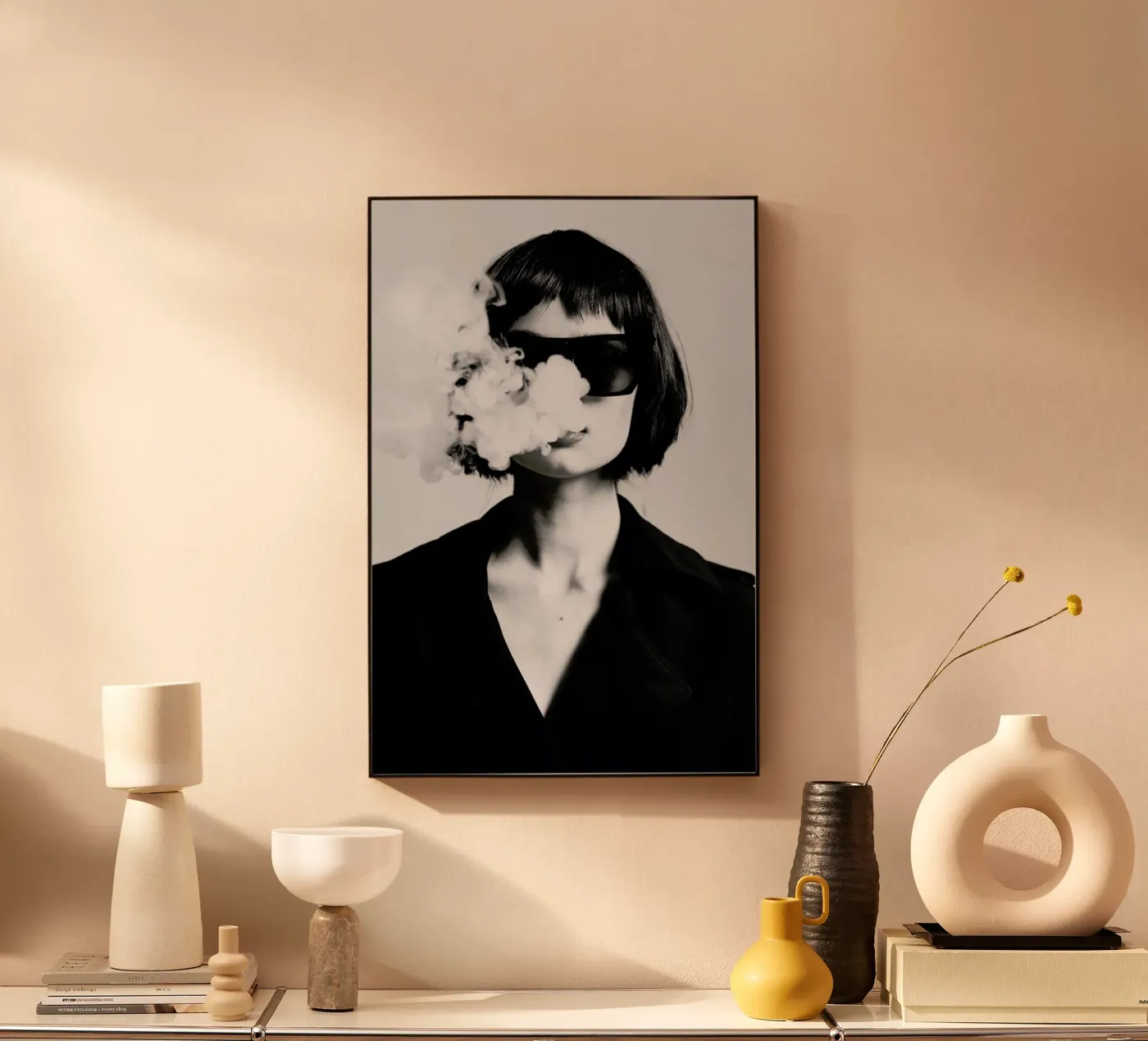 Smoke plexiglass da Runway Collective