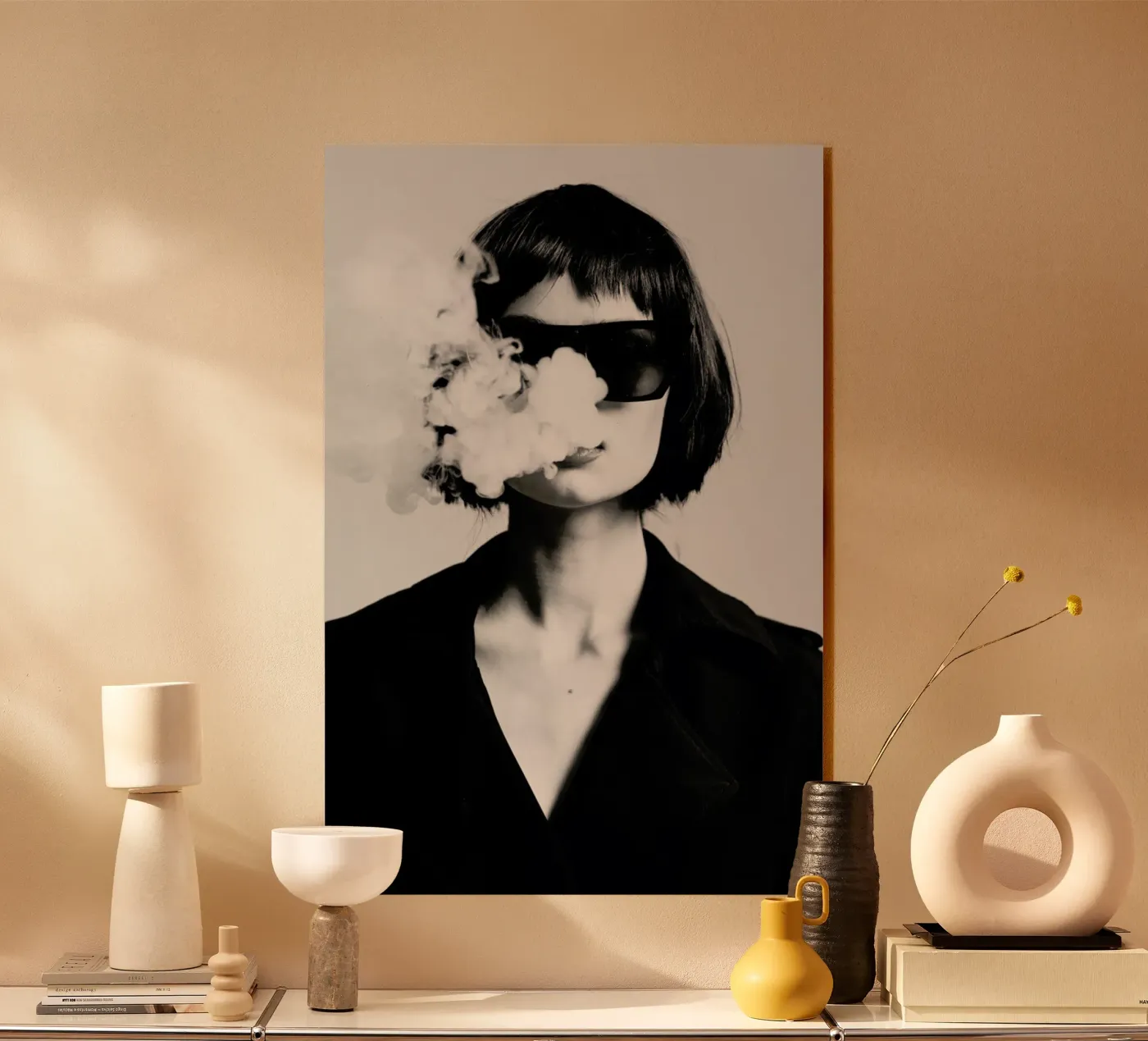 Smoke plexiglass da Runway Collective