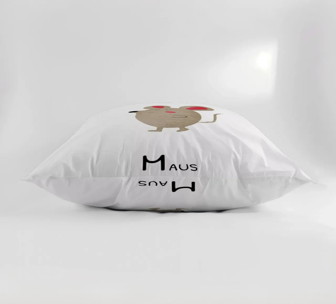 Maus cuscino da Little Flourishes