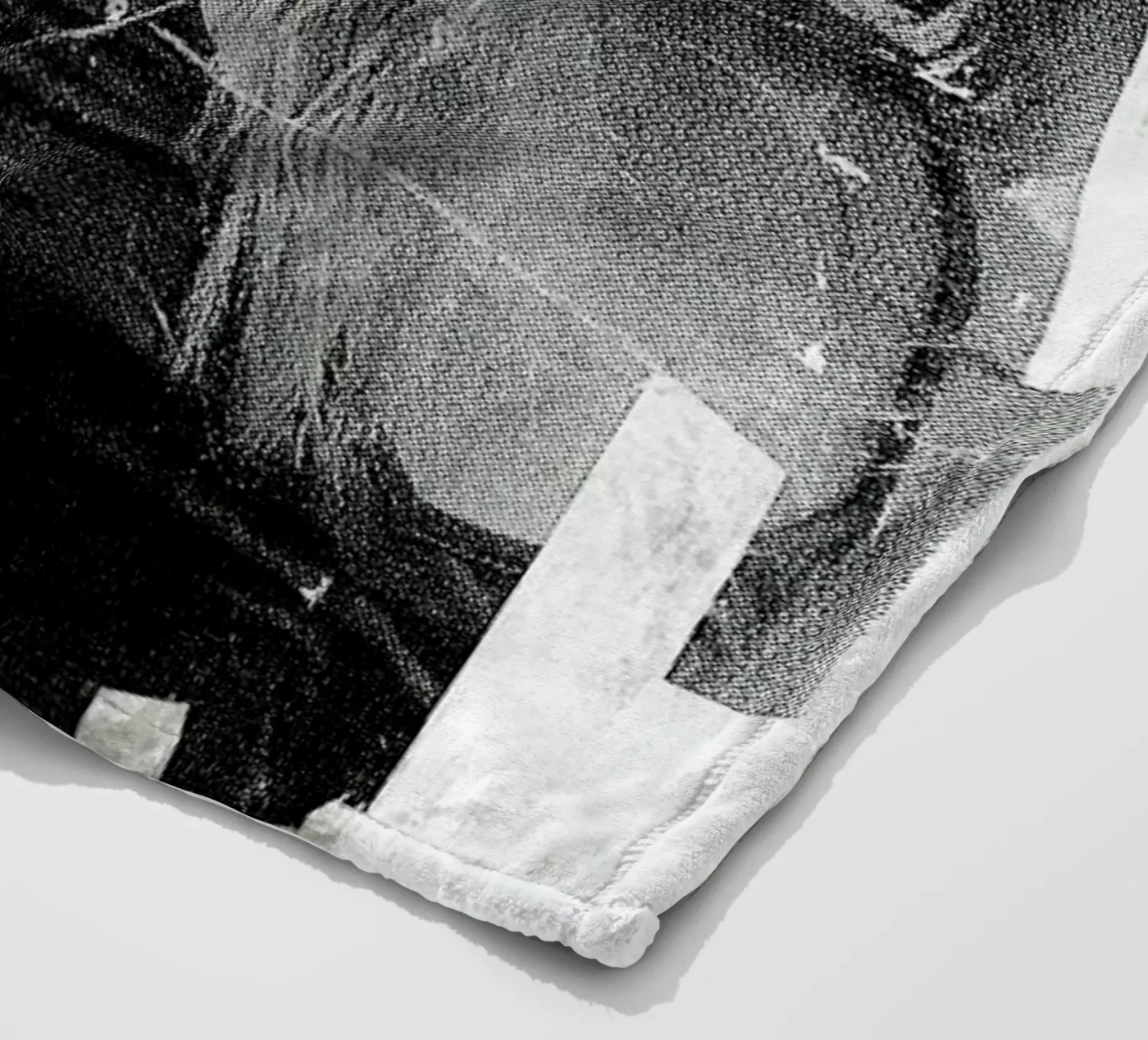Faceless 03 Fleecedecke von Famous When Dead