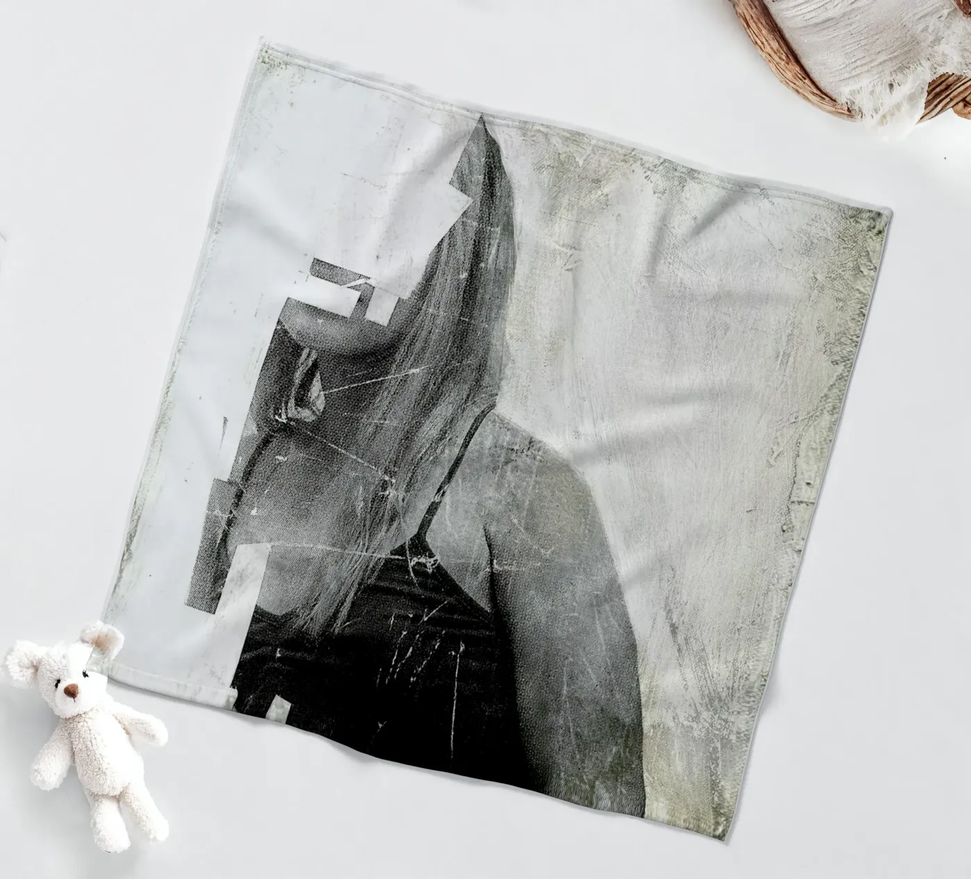 Faceless 03 Fleecedecke von Famous When Dead
