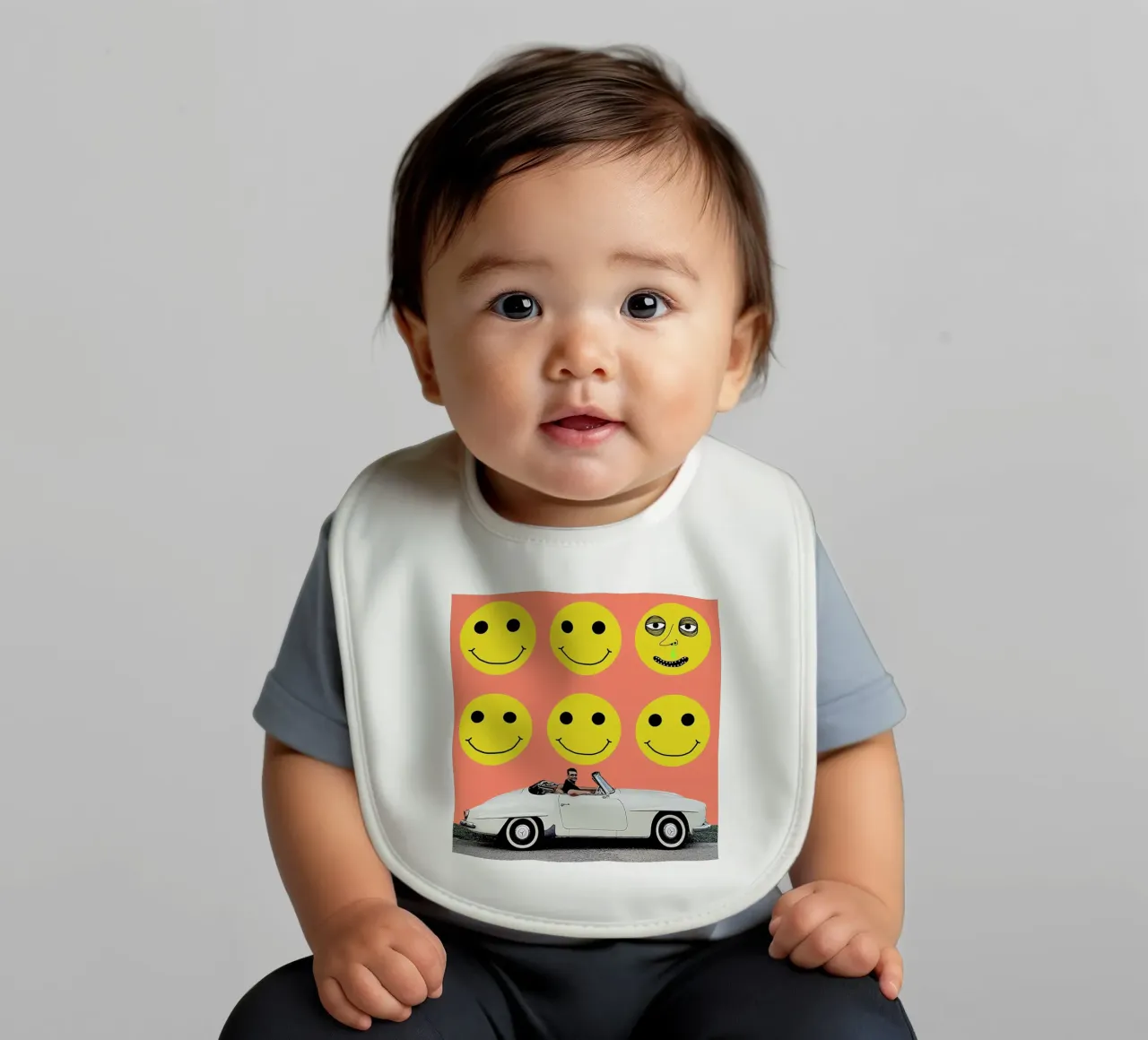 some smiles are more equal than others bavoir de FinnanoFenno