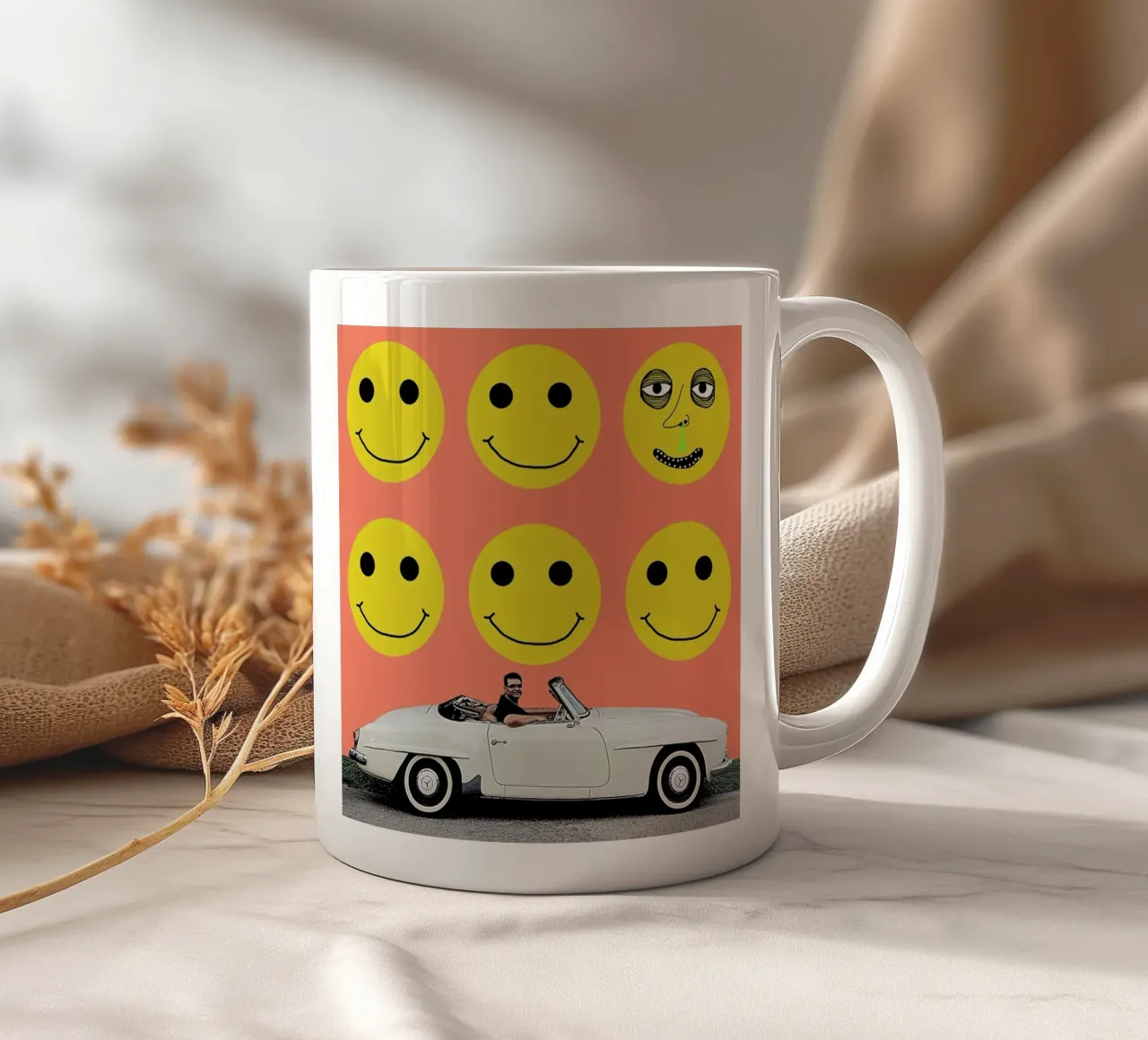 some smiles are more equal than others Keramik Tasse von FinnanoFenno