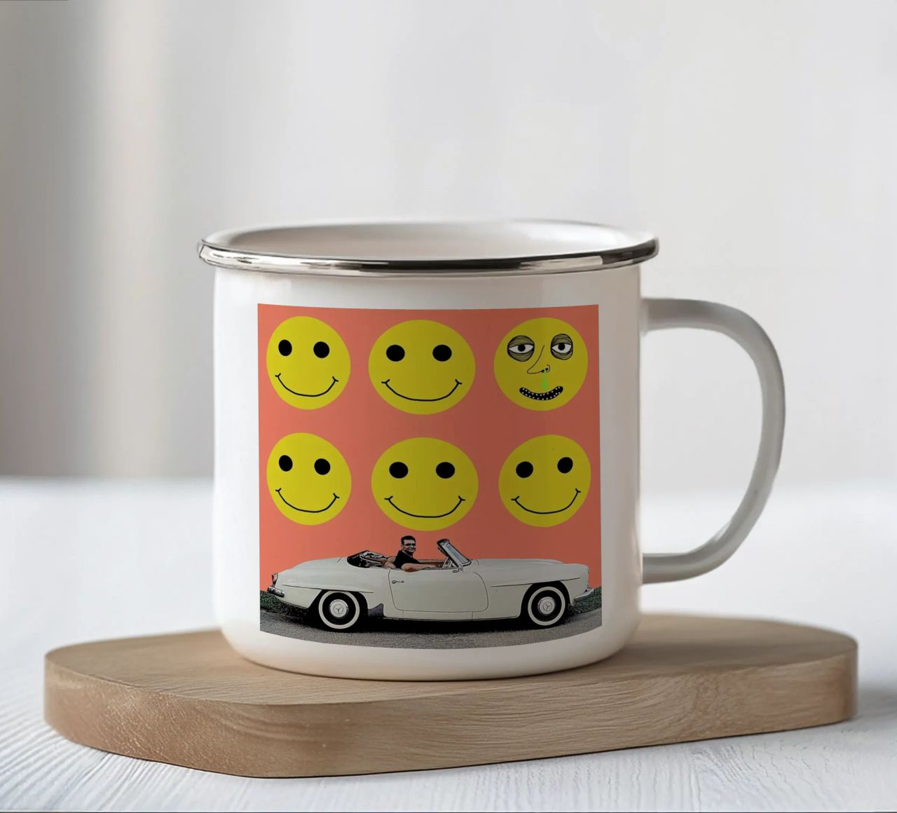 some smiles are more equal than others tazza in smalto da FinnanoFenno