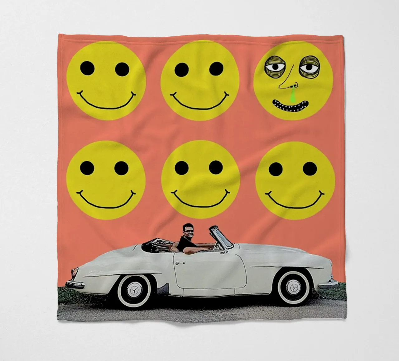 some smiles are more equal than others coperta in pile da FinnanoFenno